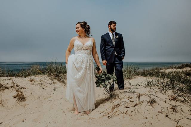 Dune wedding in manistee
