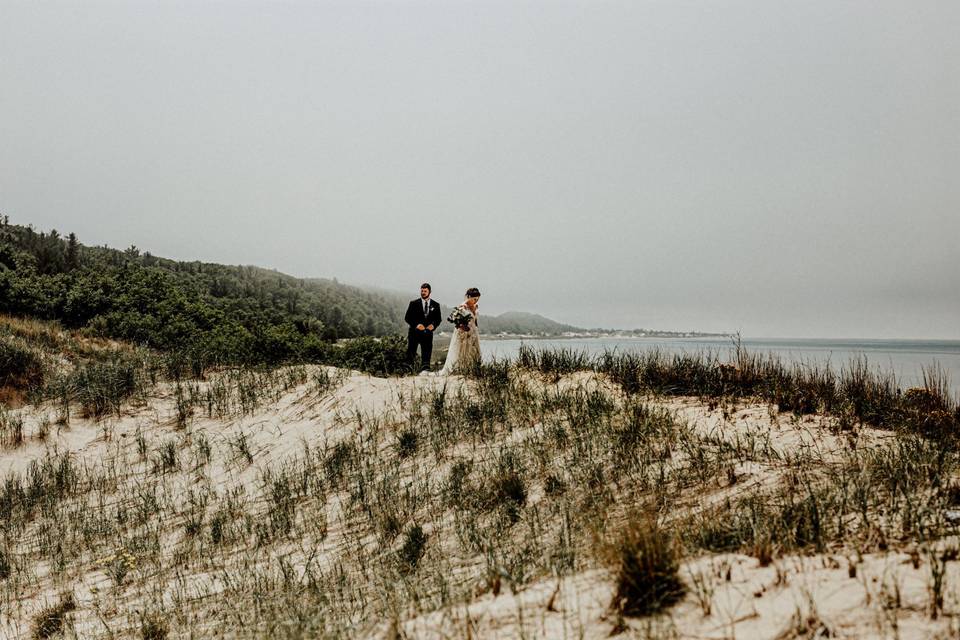 Dune wedding in manistee