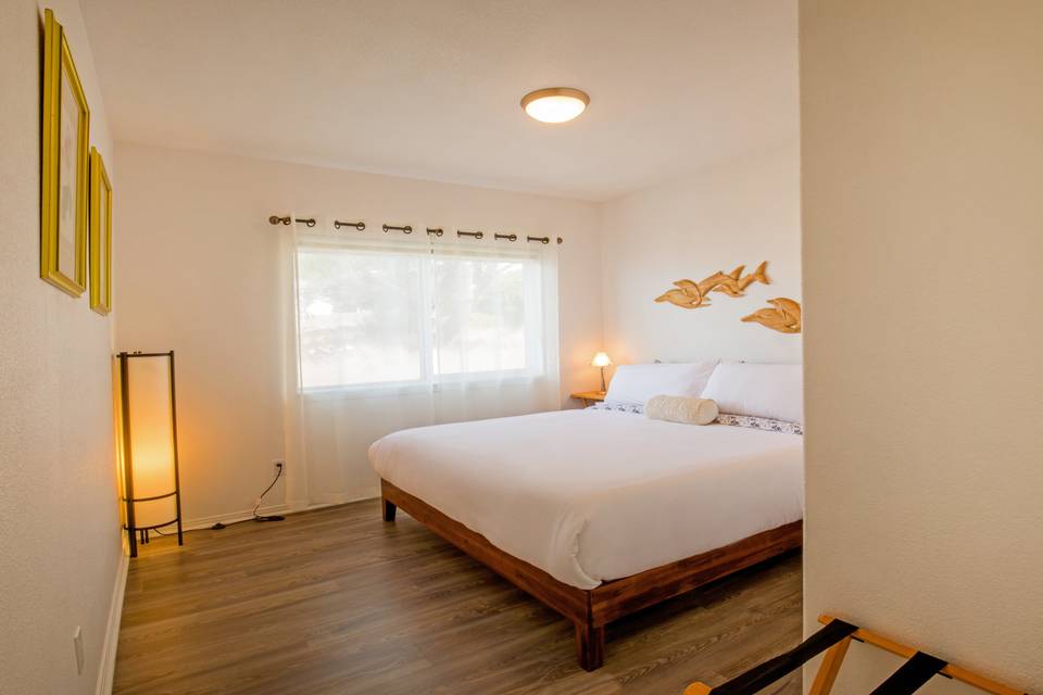 King bed at Exquisite