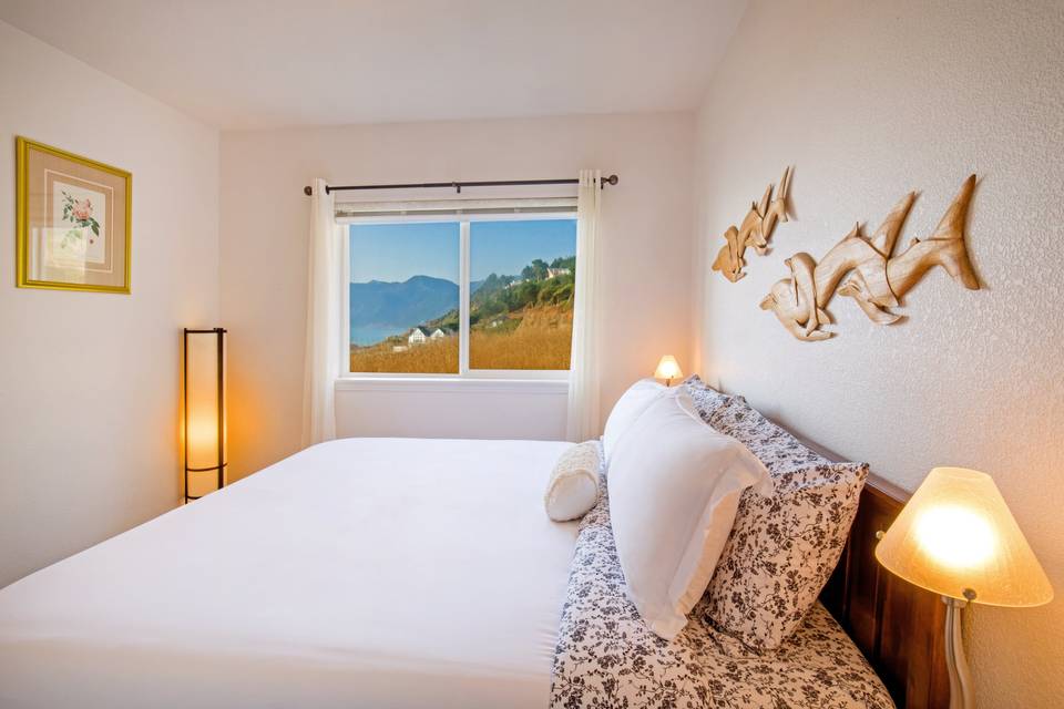 King bed at Magnificent