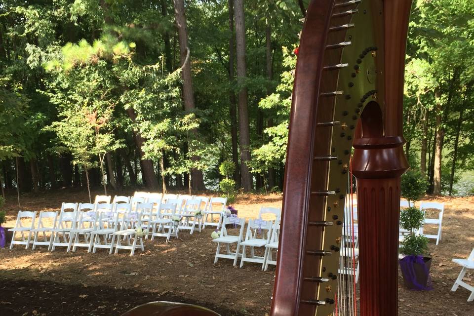 Peaceful setting for this Kentucky wedding.