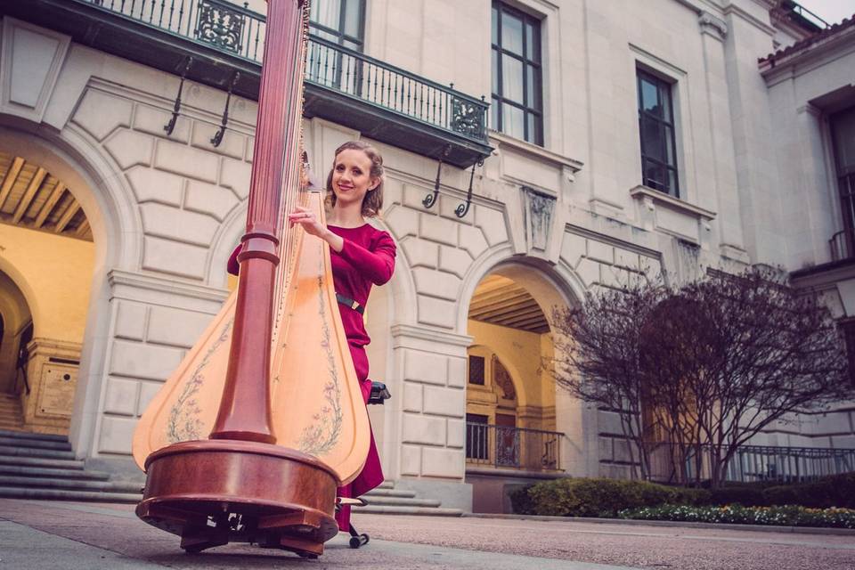 Brittany Burns, Harpist