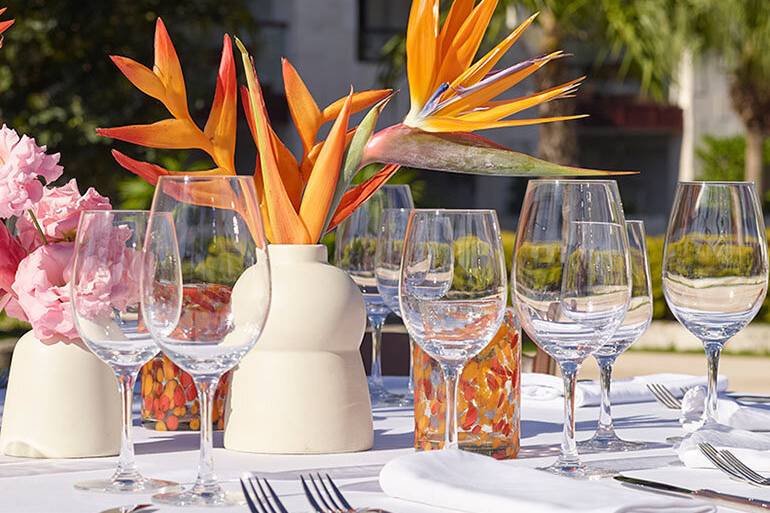 Unico 2087 Wedding Table