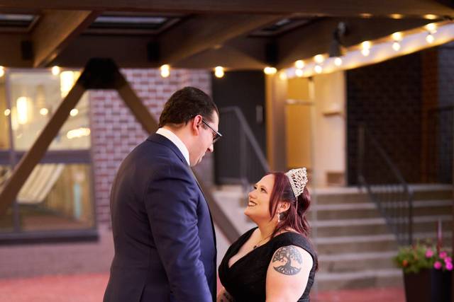 Outdoor Wedding Portrait