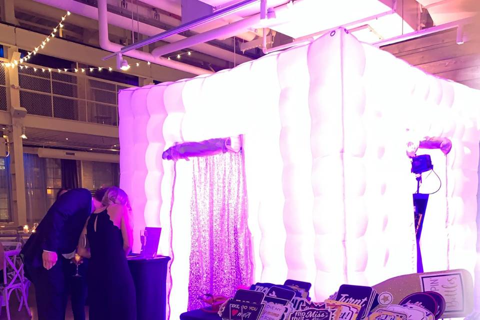 LED inflatable photo Booth