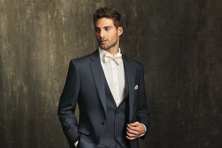 ALLURE FOR MEN MODERN FIT