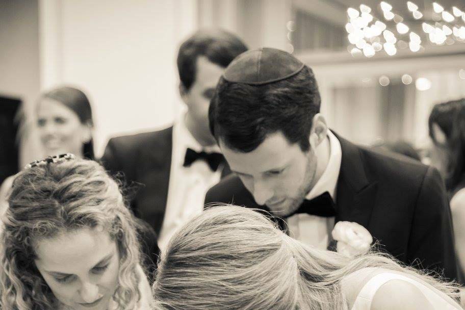 Ritual of signing a ketubah