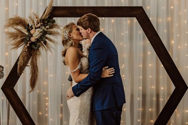 Bride & Groom First Kiss