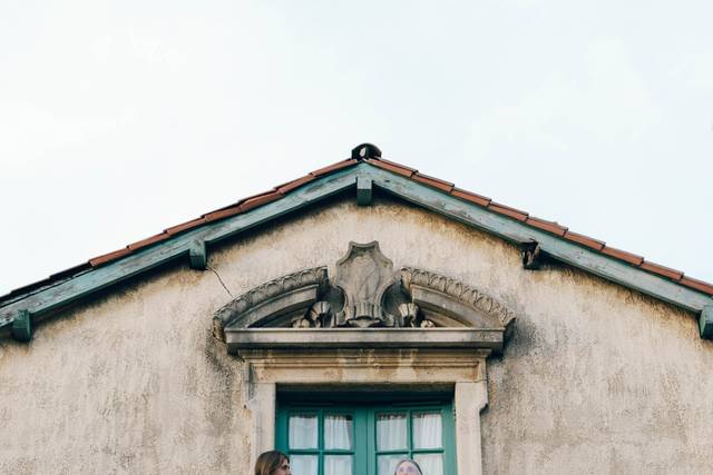 Balcony shot at mansion