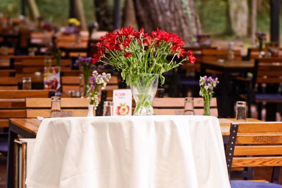 Yiannia's Catering