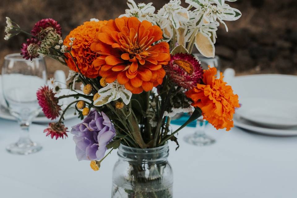 Fresh florals for the table