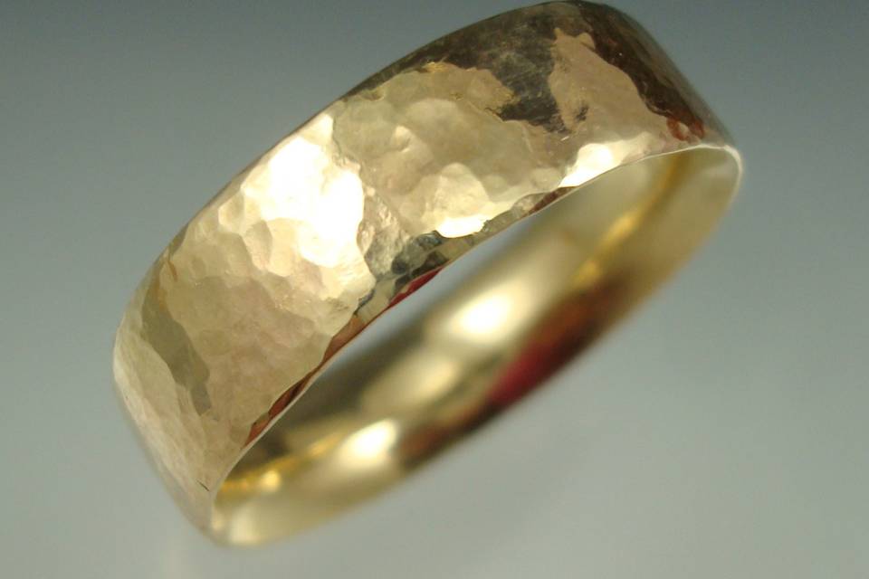 Gold wedding ring