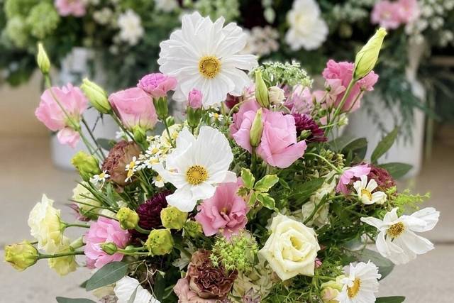 Platter & Petal