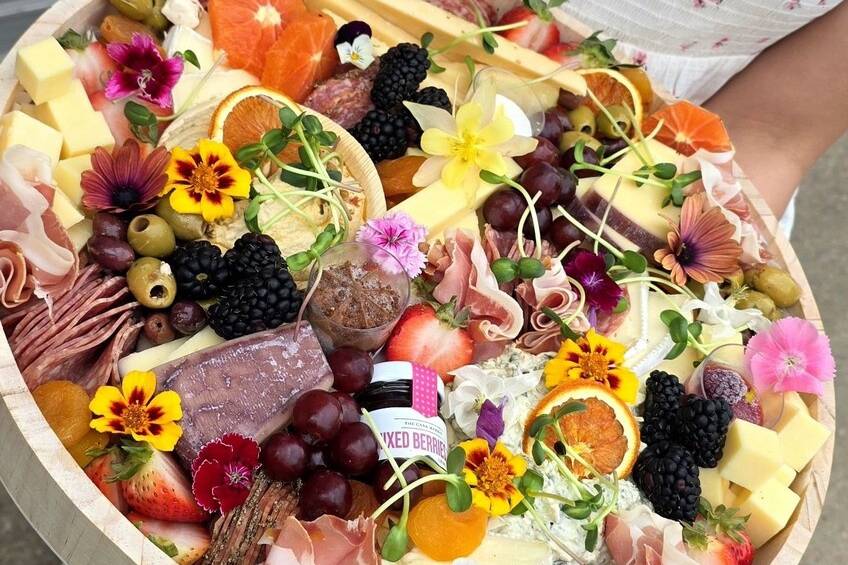 Platter & Petal