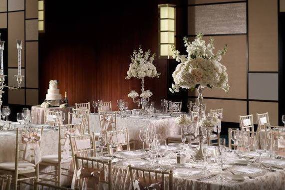 White motif
