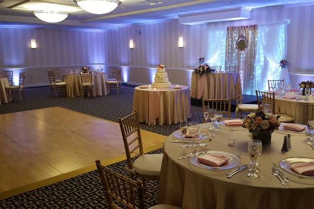 Table arrangement