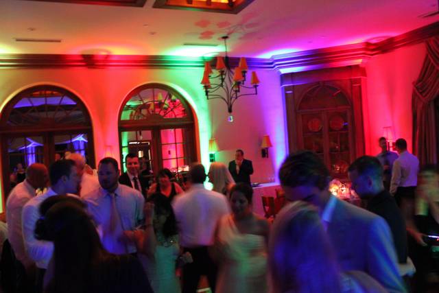 The Housemixer Leo D