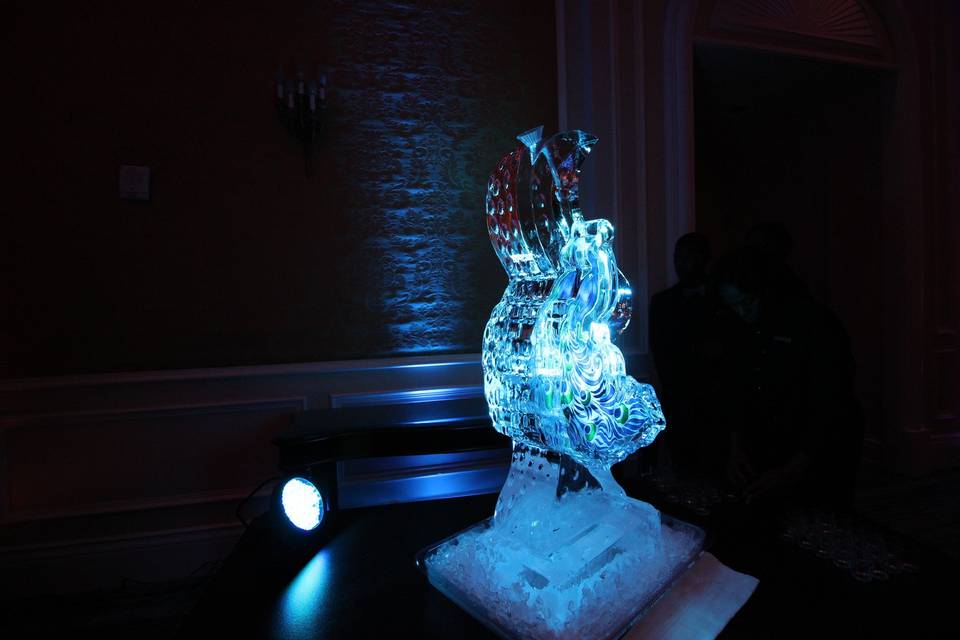 Uplighting on a ice scuplture