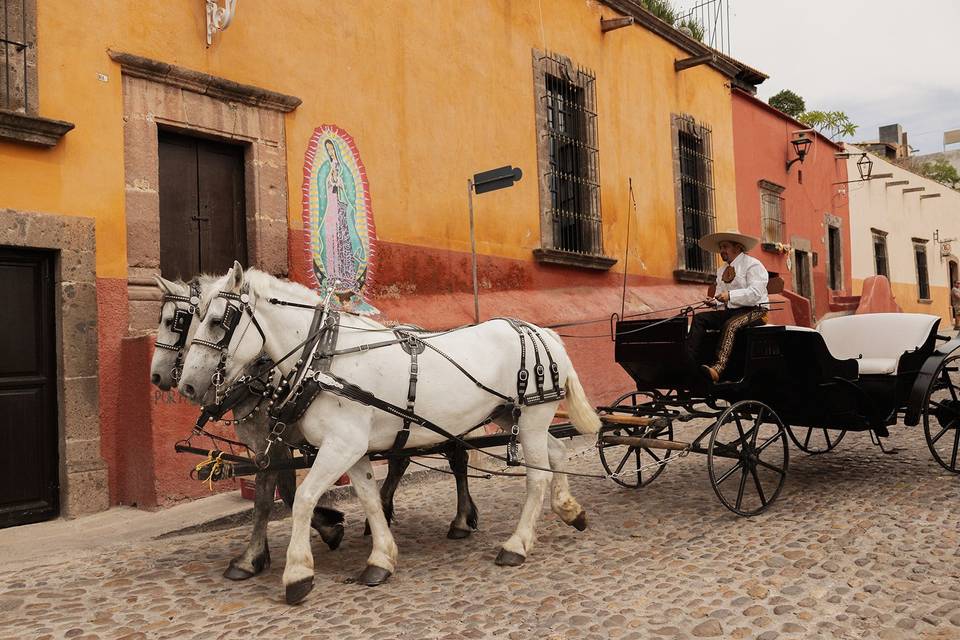 La Callejoneada