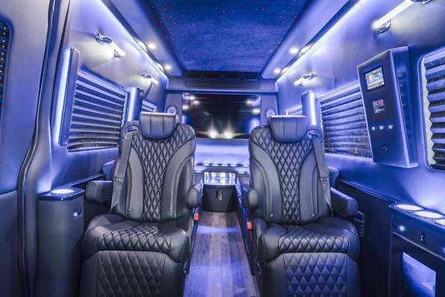 Starlight Limo cabin - up to 11 guests with chauffeur