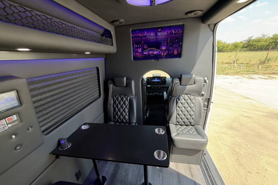 Executive Lounge cabin