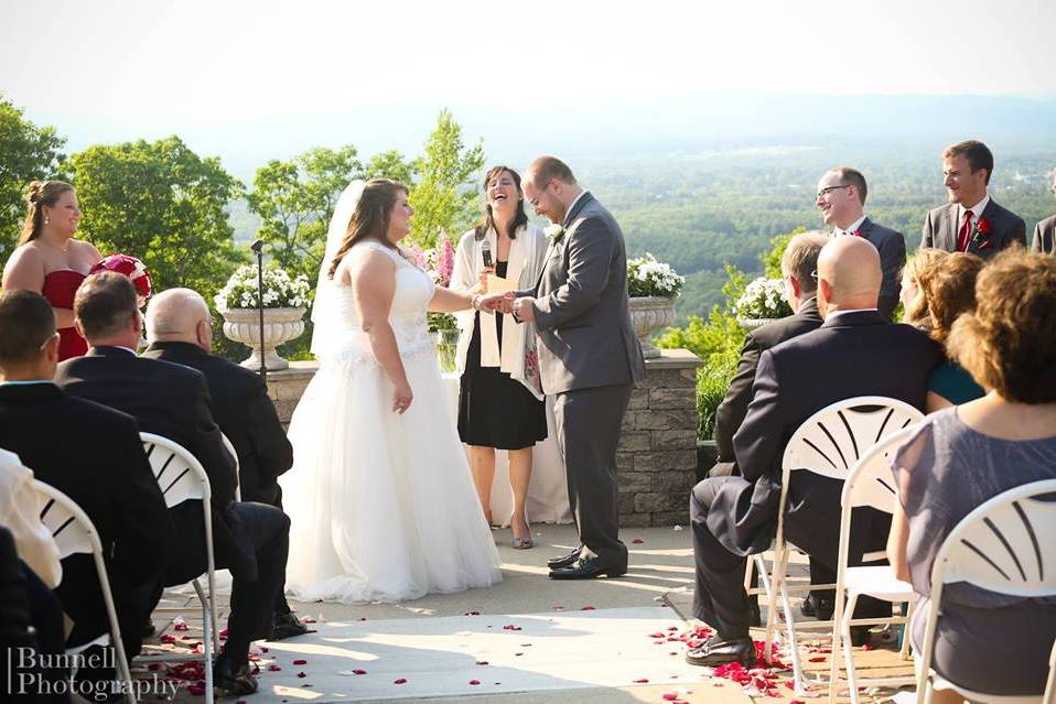 The Log Cabin | Bunnell Photo