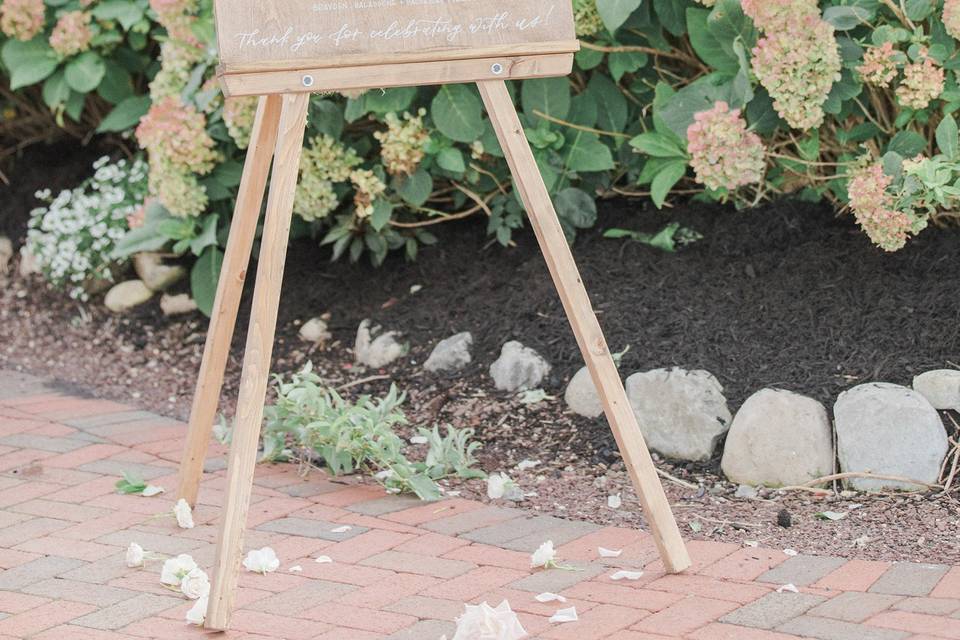 Wood Ceremony and Welcome Sign