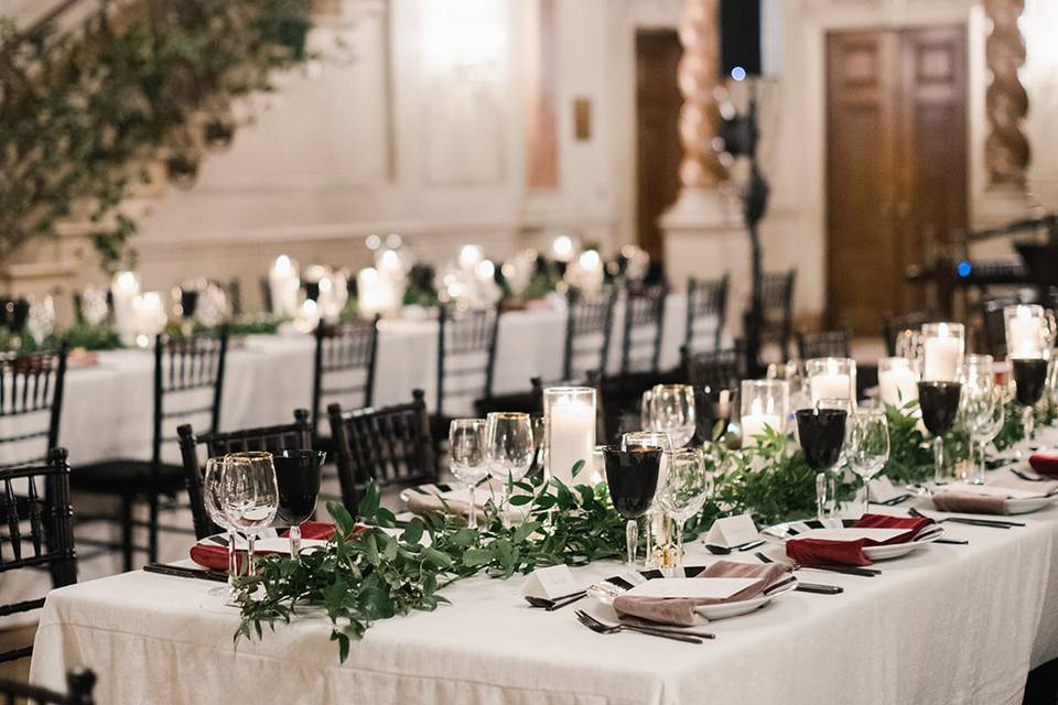 Greenery and candles wedding