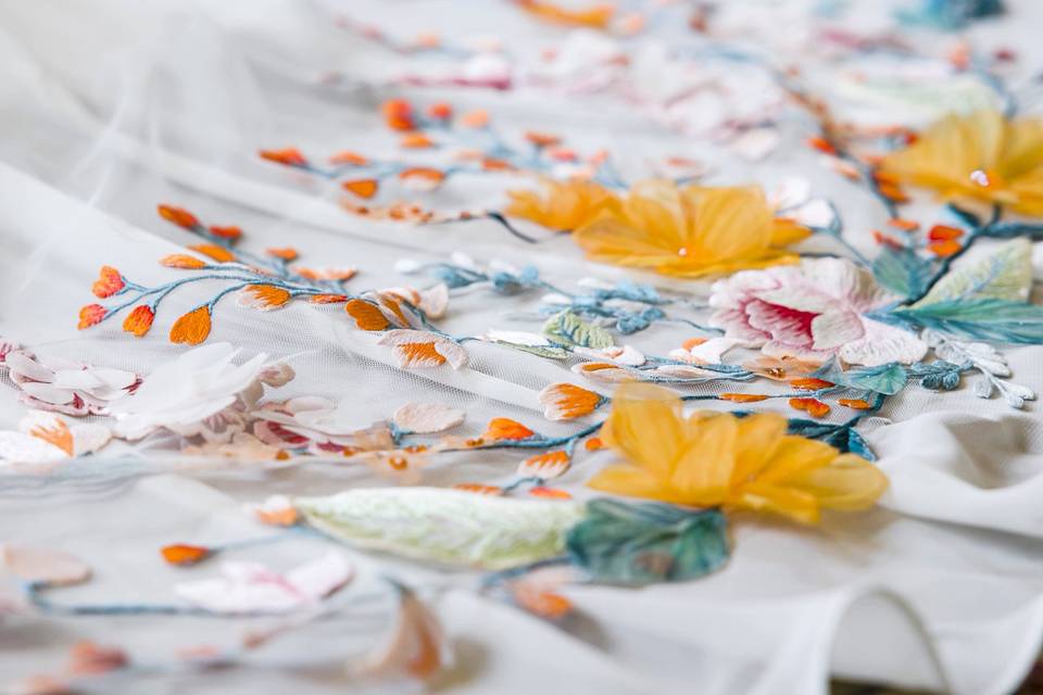 Flower detailed wedding dress