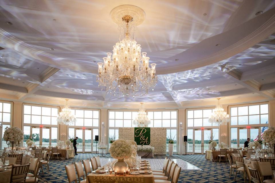 Ballroom Splendor