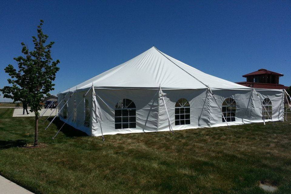 40x40 Pole Tent