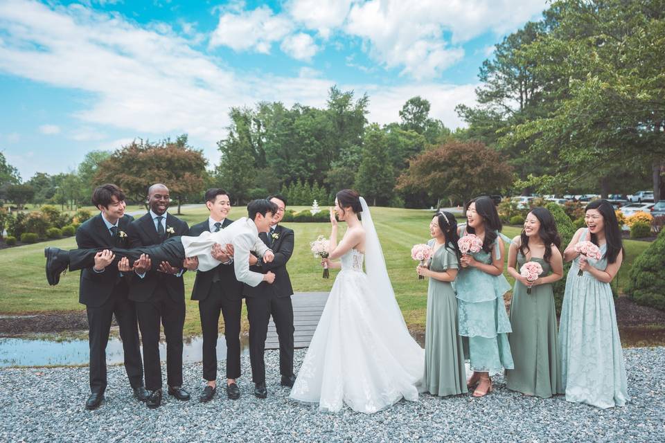 Groomsmen