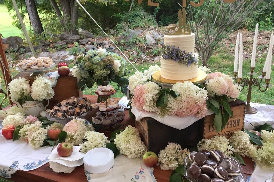 Historic NE Farm Wedding