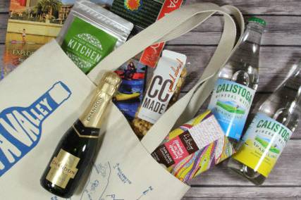 A Napa Valley classic...'map & bottle' tote bag full of local Wine Country goodies! By Favor.