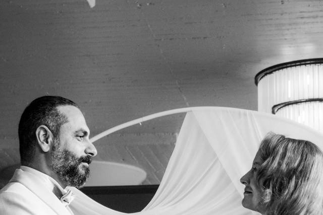 Vows in black and white