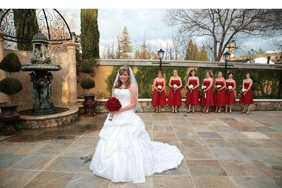 Melanie with bridal party at the Arden Hills Resort Club & Spa