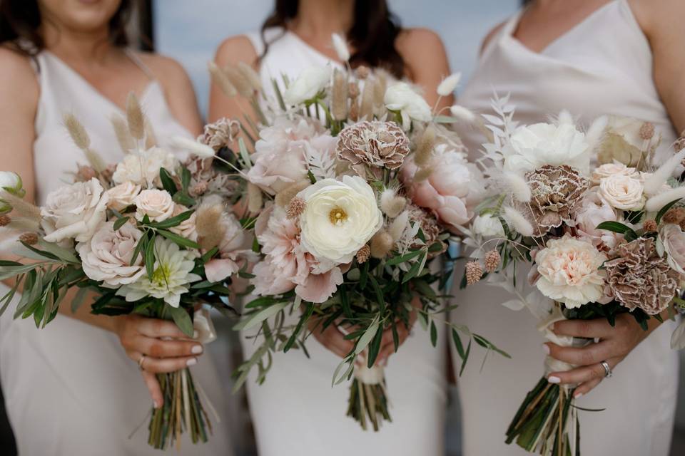 Halkidiki wedding bridal squad