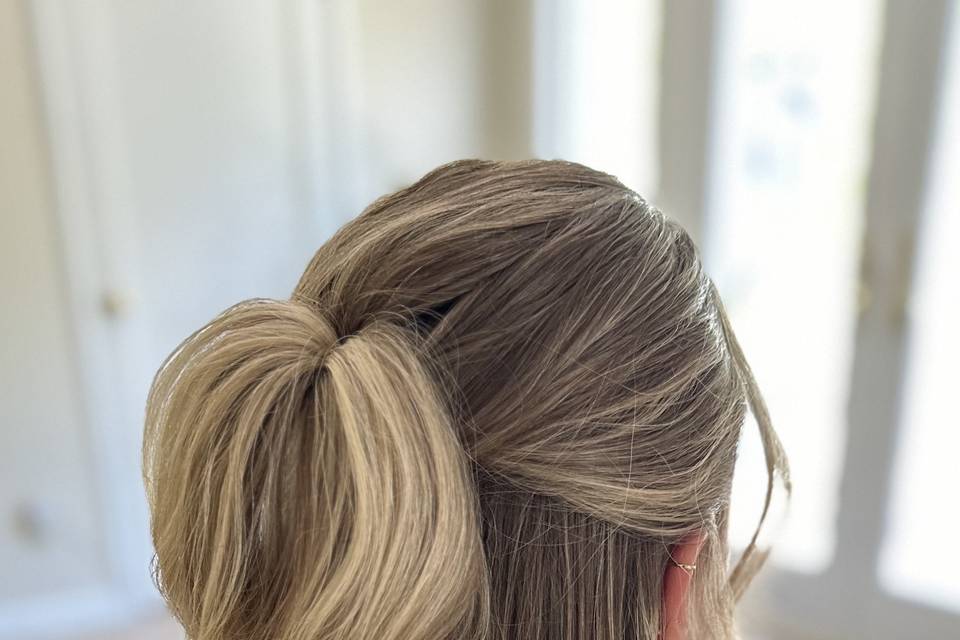Half-Up Half-Down Ponytail