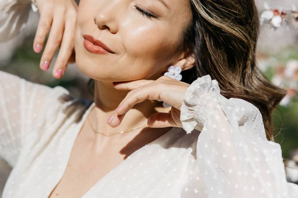 Romantic bridal makeup