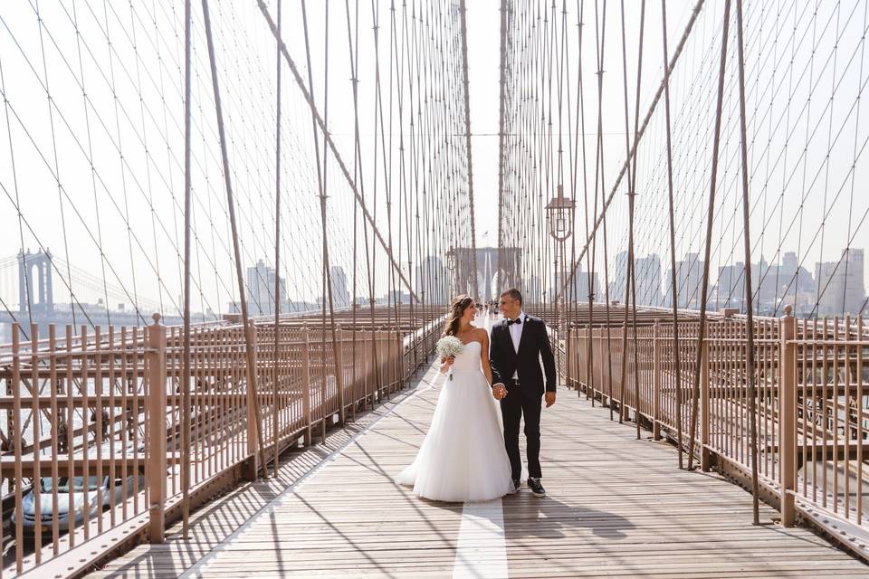 Pre-wedding Brooklyn Bridge