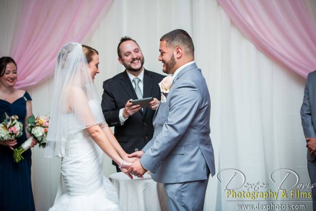 Carmona wedding ceremony