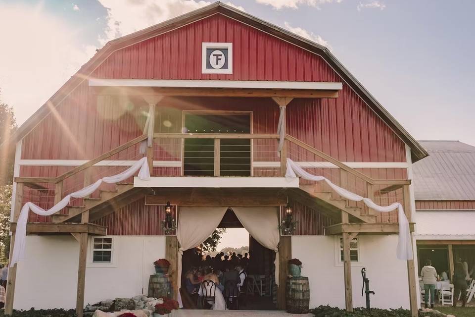 The Hitching Post at Thornhill Farms
