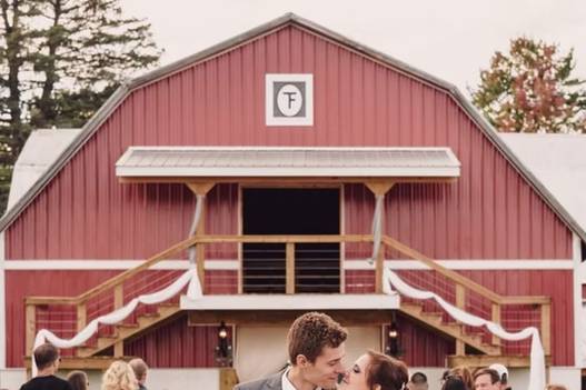 The Hitching Post at Thornhill Farms