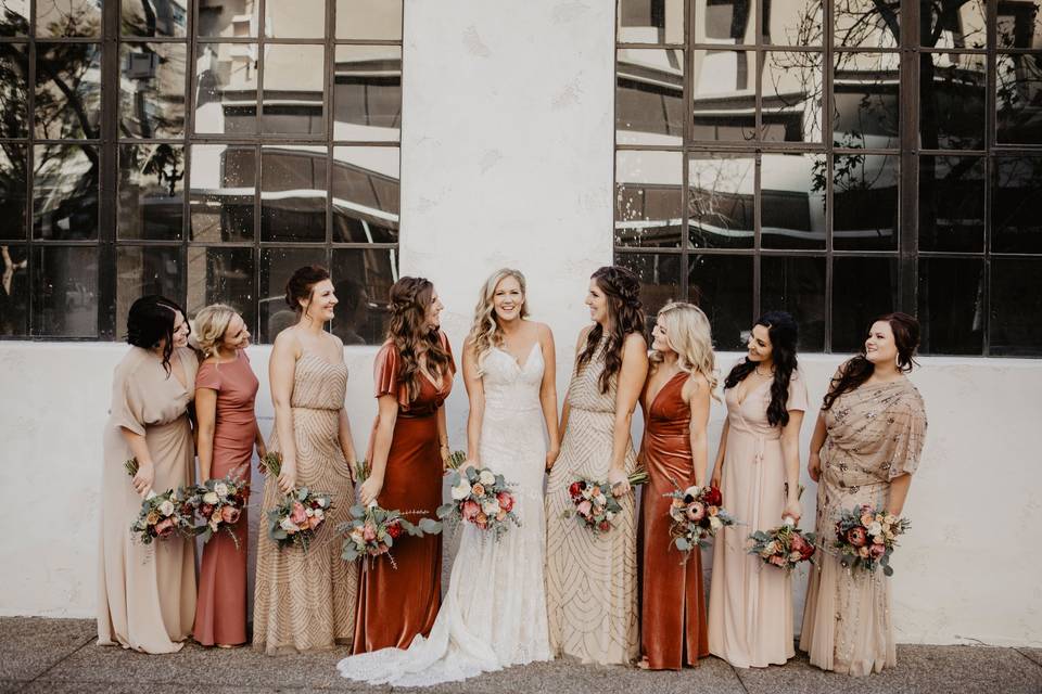 Exterior Bridal party