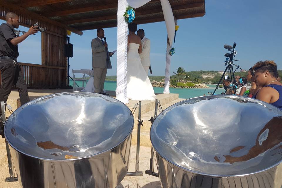 Wedding ceremony in Jamaica