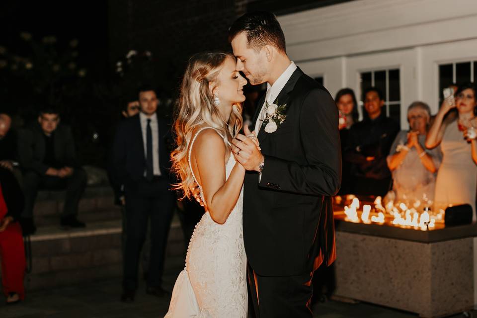 Veranda First Dance + Fire Pit