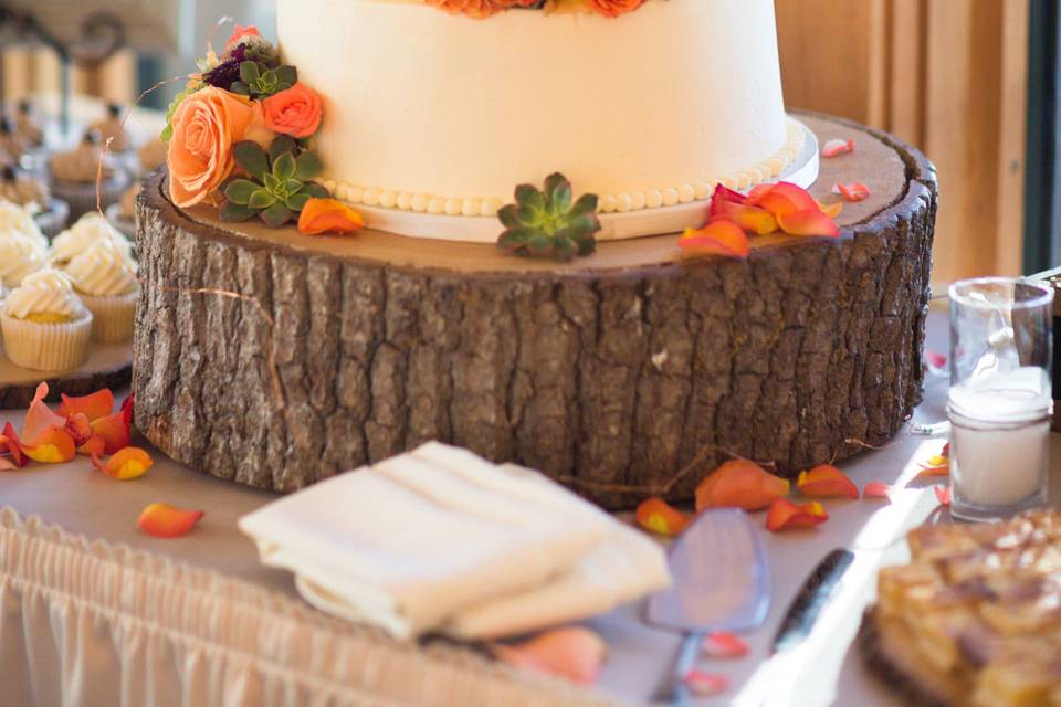 Flour Girl Wedding Cakes