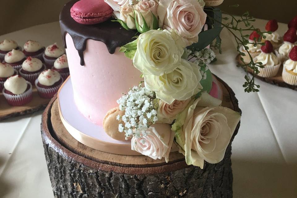 Flour Girl Wedding Cakes