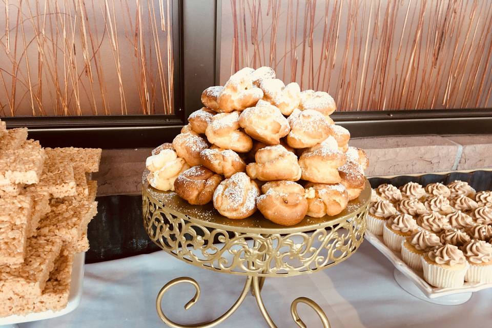 Flour Girl Wedding Cakes