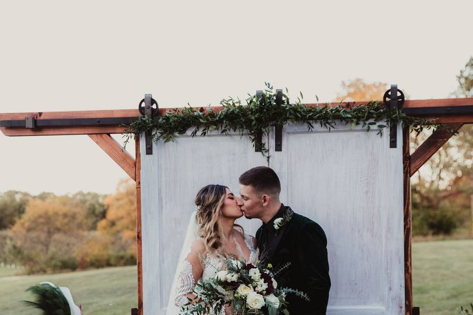 The Pavilion at Orchard Ridge Farms - Exclusive Catering by Henrici's